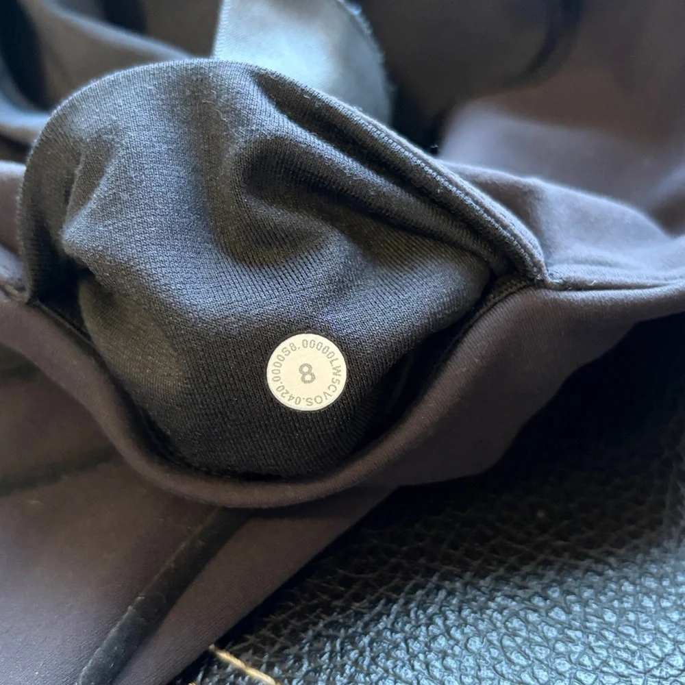 Lululemon Get in Line Super High Rise Tight 28 inch Black Legging Sz 8 - Picture 13 of 15